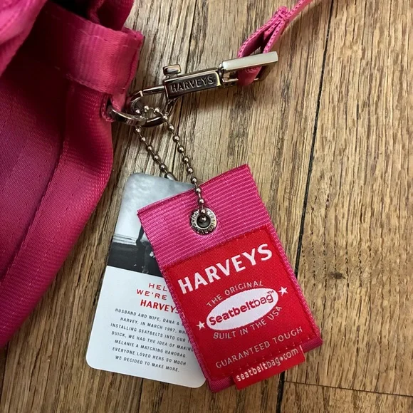 Harvey’s Seatbelt Grapefruit Sophia Saddle Bag Crossbody - Picture 3 of 8